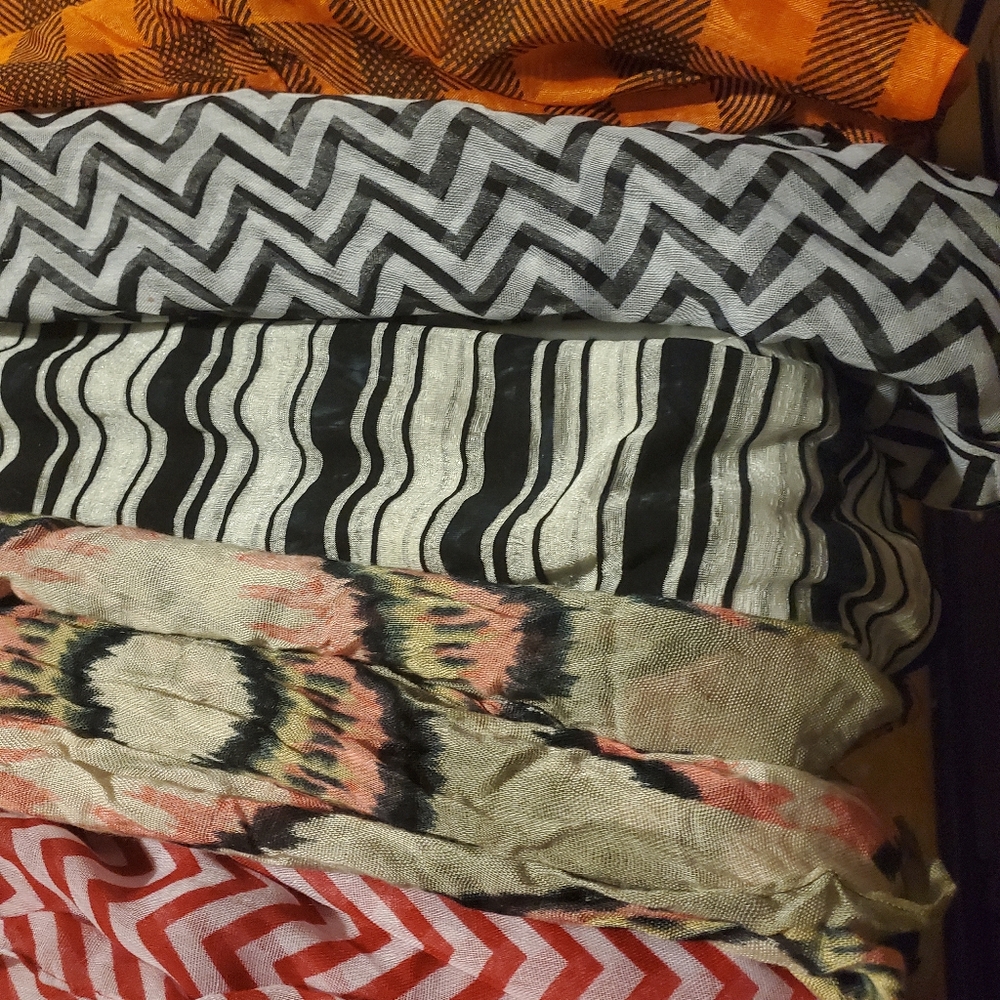 Colorful Patterned Infinity Scarves Set - Picture 2 of 3